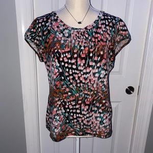 🌻BUNDLE 3 Women’s blouses for 15% off!🌻